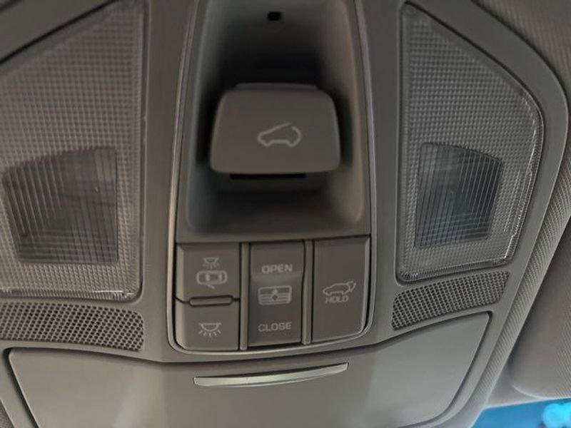 Used 2017 Hyundai Santa Fe Sport w/ 2.0T Ultimate Tech Package 05 image 18