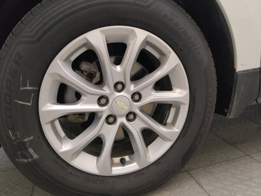 Used 2019 Chevrolet Equinox LT FWD image 31