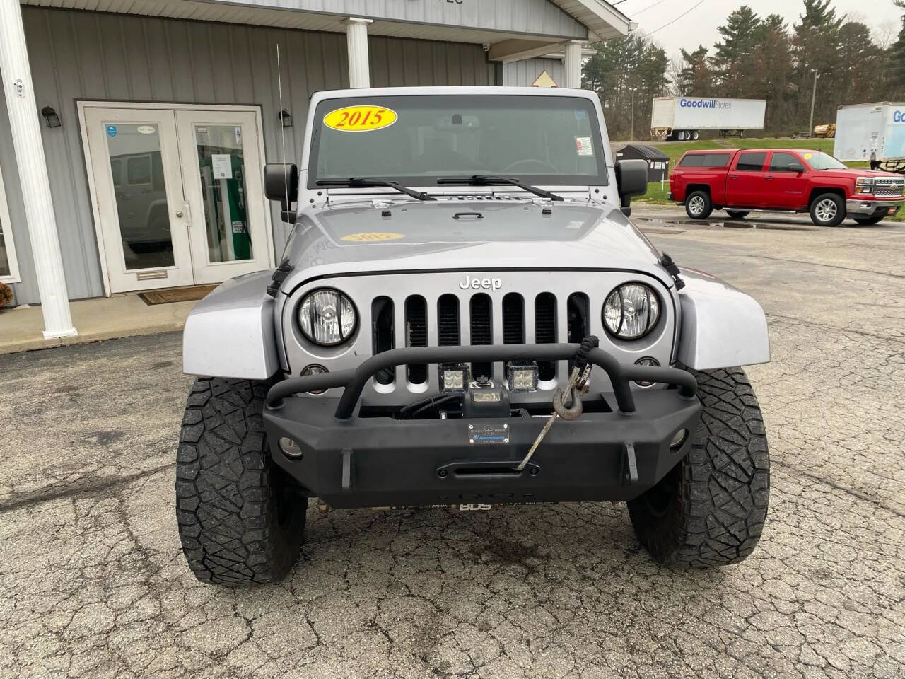 Used 2015 Jeep Wrangler Unlimited Sahara w/ Connectivity Group image 6
