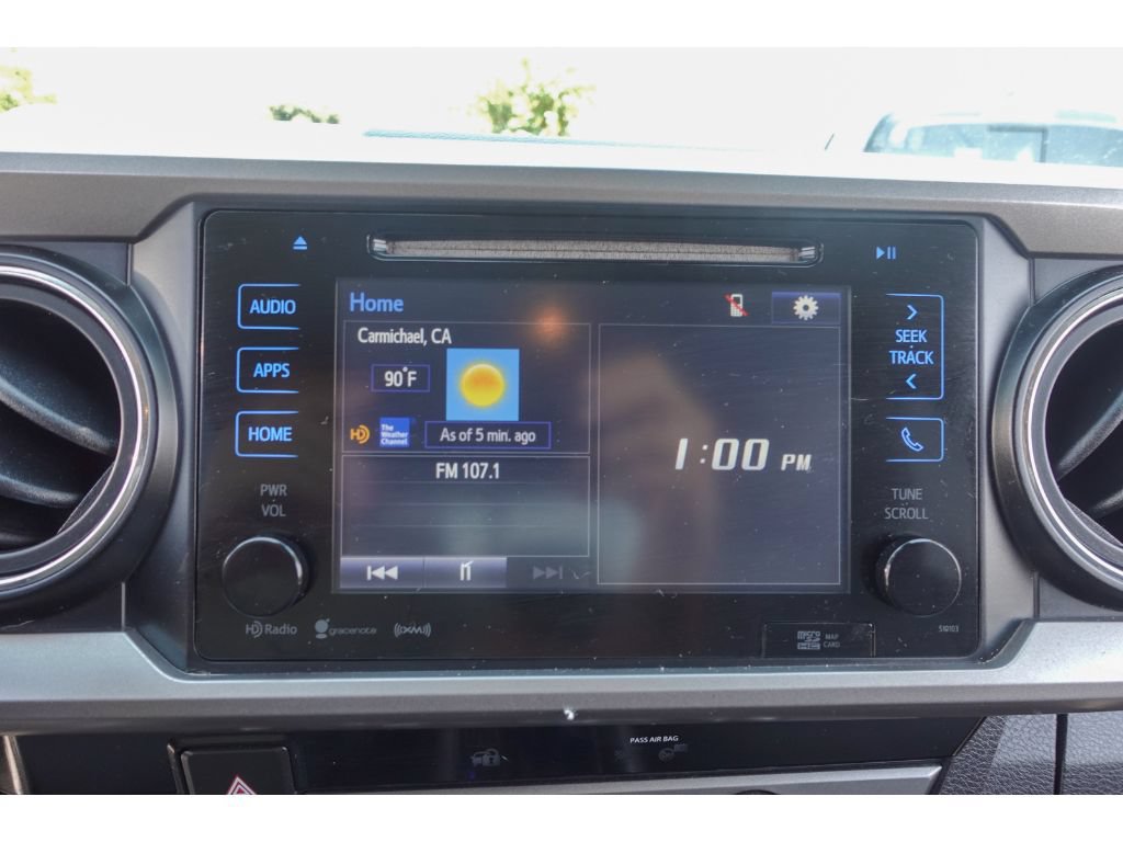 Used 2018 Toyota Tacoma SR5 RWD image 17