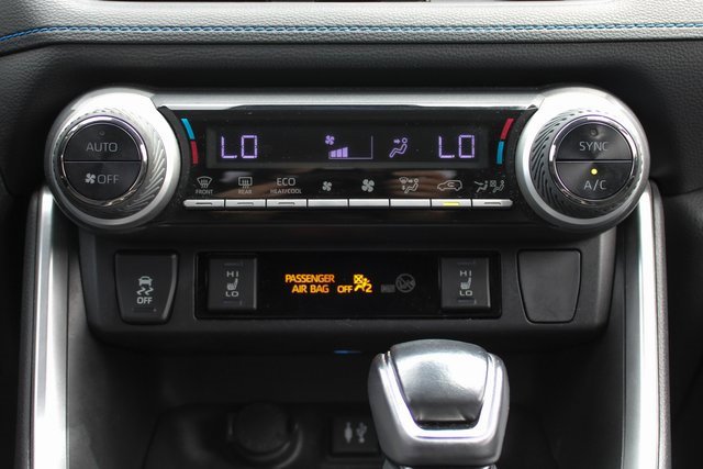 Used 2019 Toyota RAV4 XSE image 22