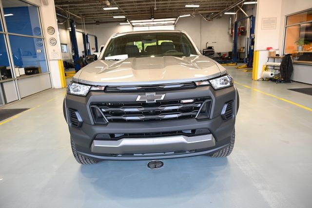 New 2026 Chevrolet Colorado Trail Boss AWD/4WD image 2