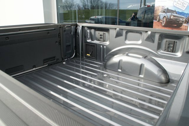 New 2025 Ford F150 Lariat w/ Equipment Group 502A High image 11