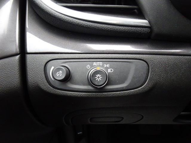 Used 2022 Buick Encore Preferred w/ Safety Package AWD/4WD image 24