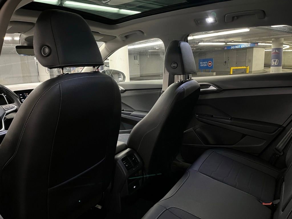 Used 2025 Volkswagen Taos SE AWD/4WD image 23