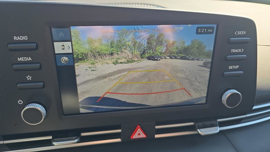 New 2026 Hyundai Elantra SE FWD image 19