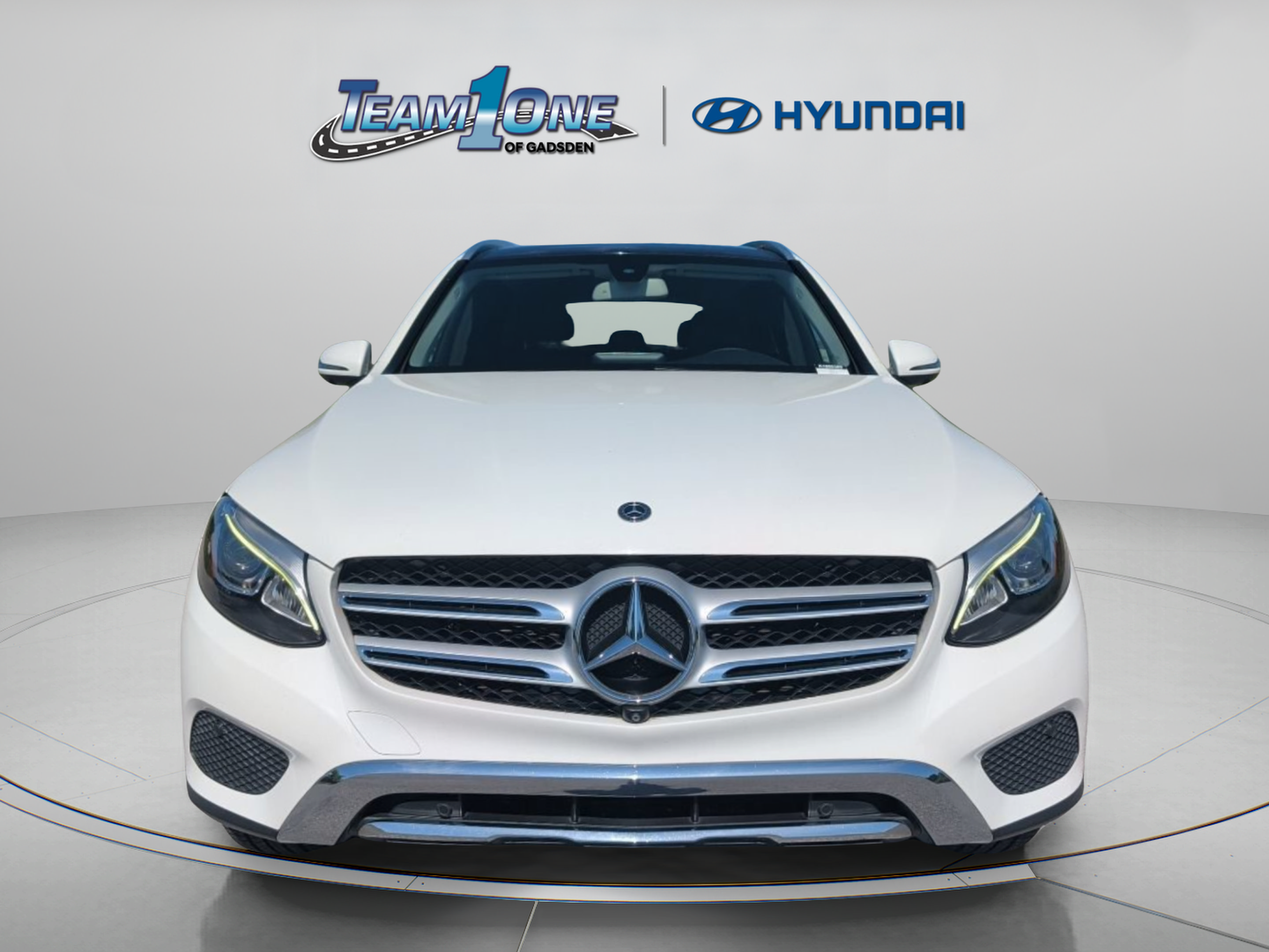 Used 2019 Mercedes-Benz GLC 300 image 2
