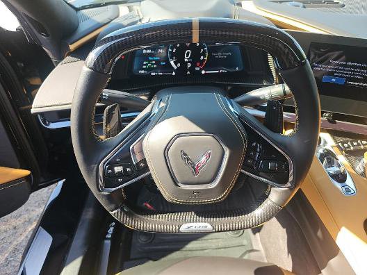Used 2025 Chevrolet Corvette Z06 RWD image 9