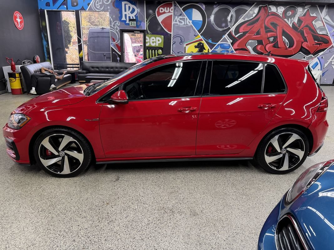 Used 2019 Volkswagen GTI SE FWD image 2