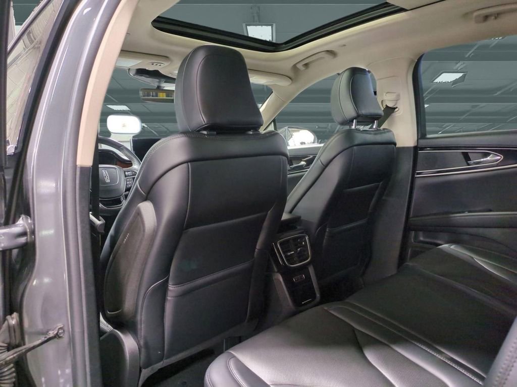 Certified 2023 Lincoln Nautilus Reserve image 28