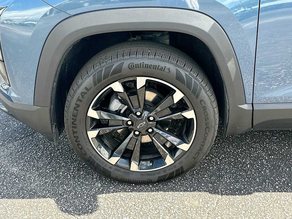 Used 2025 Chevrolet Equinox RS image 31