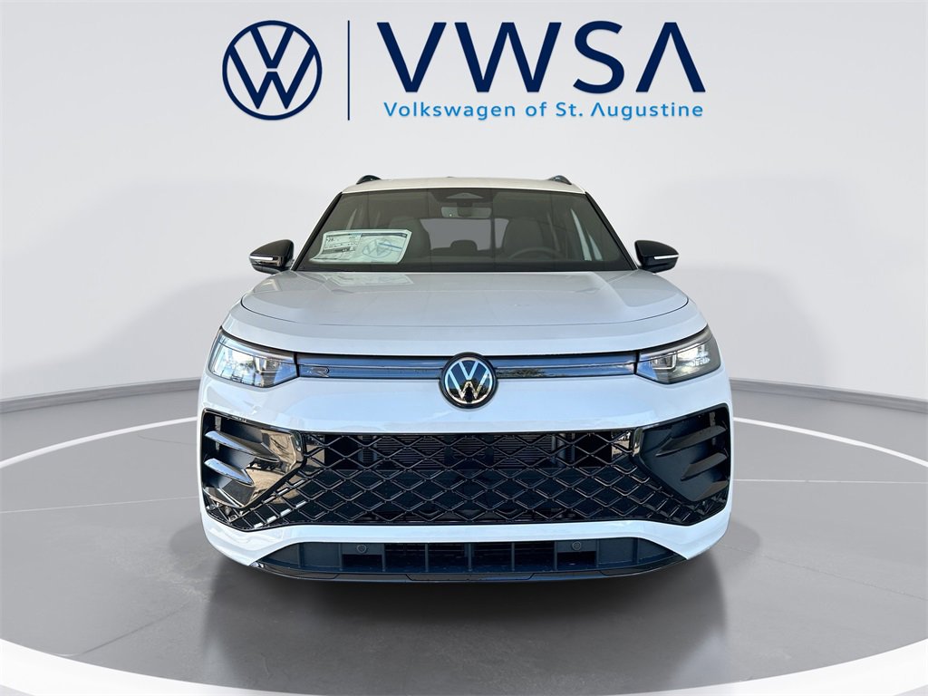 New 2026 Volkswagen Tiguan SE R-Line image 2