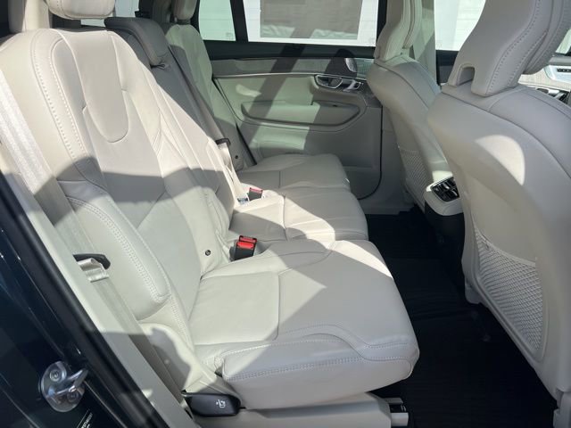 New 2026 Volvo XC90 B6 Ultra w/ Lounge Package image 17