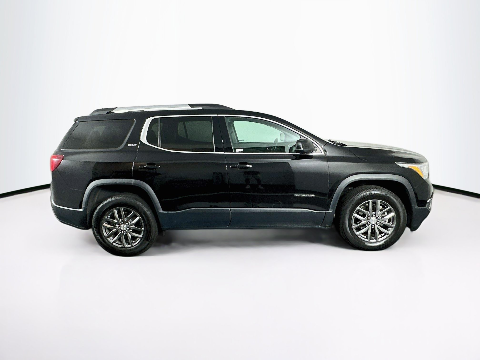 Used 2017 GMC Acadia SLT FWD image 10
