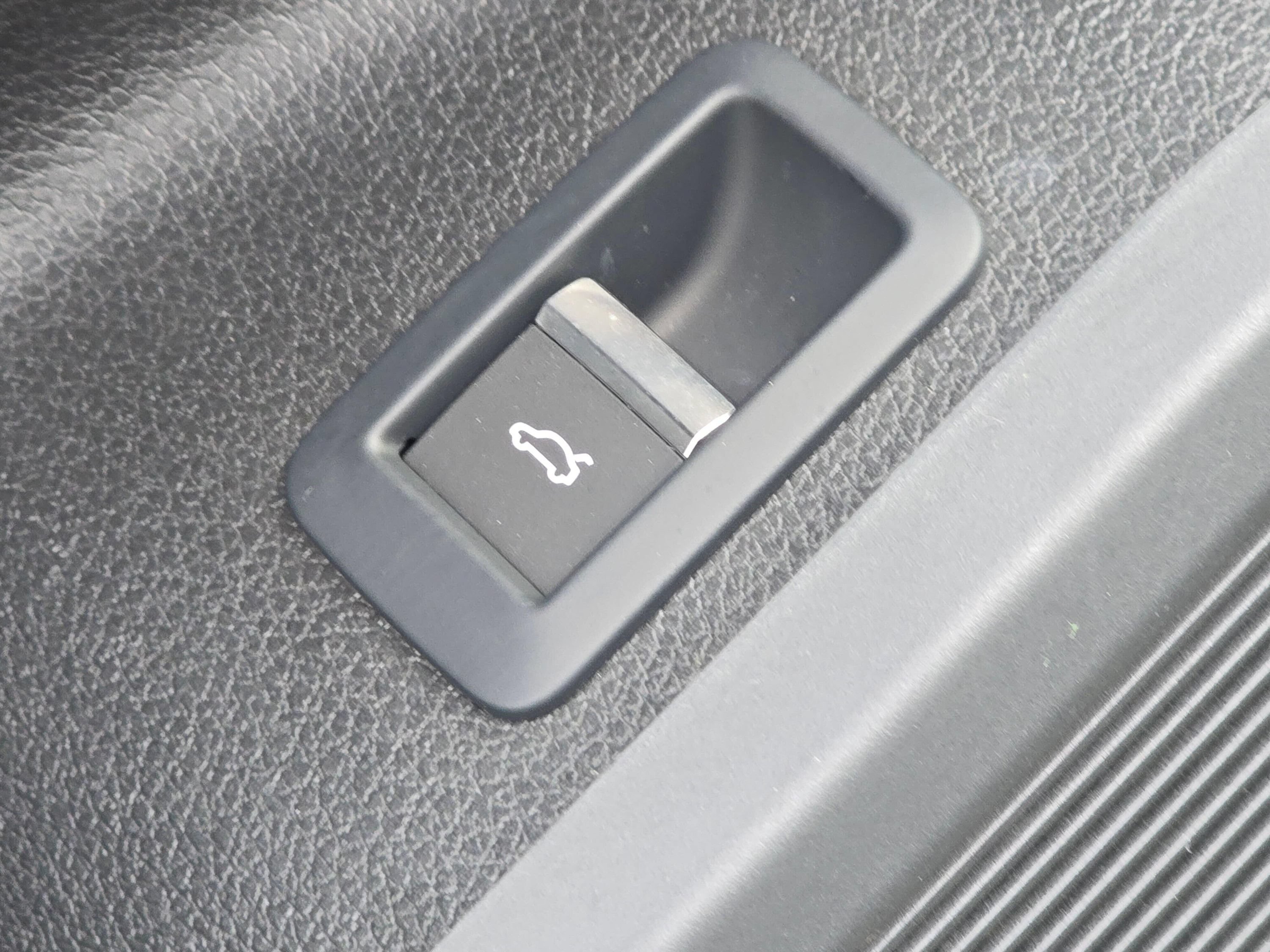 Used 2023 Audi SQ5 Prestige AWD/4WD image 38