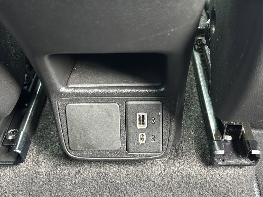 Used 2020 Buick Encore GX Preferred w/ Cold Weather Comfort Package FWD image 38