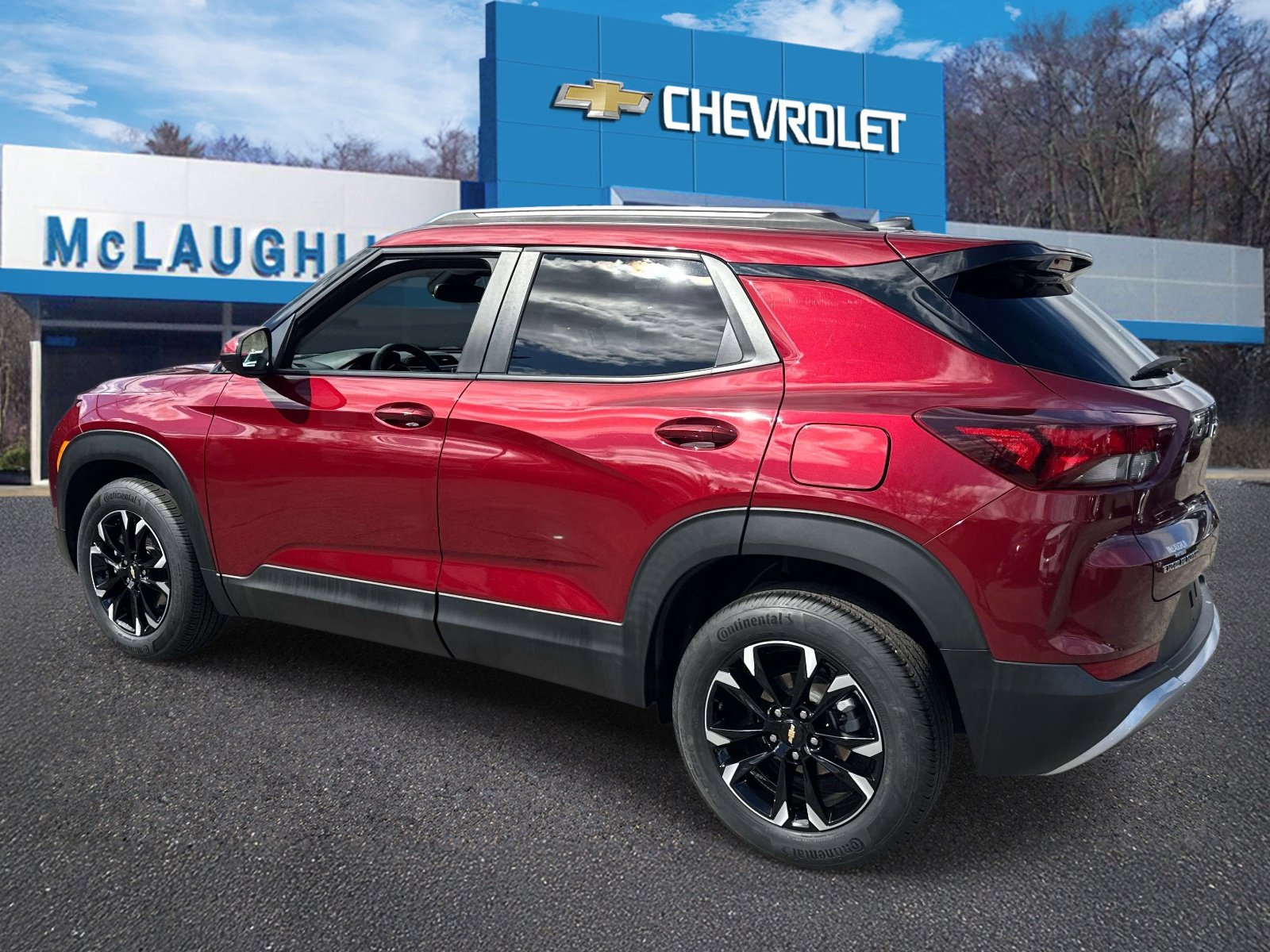 Certified 2023 Chevrolet TrailBlazer LT w/ Convenience Package image 2