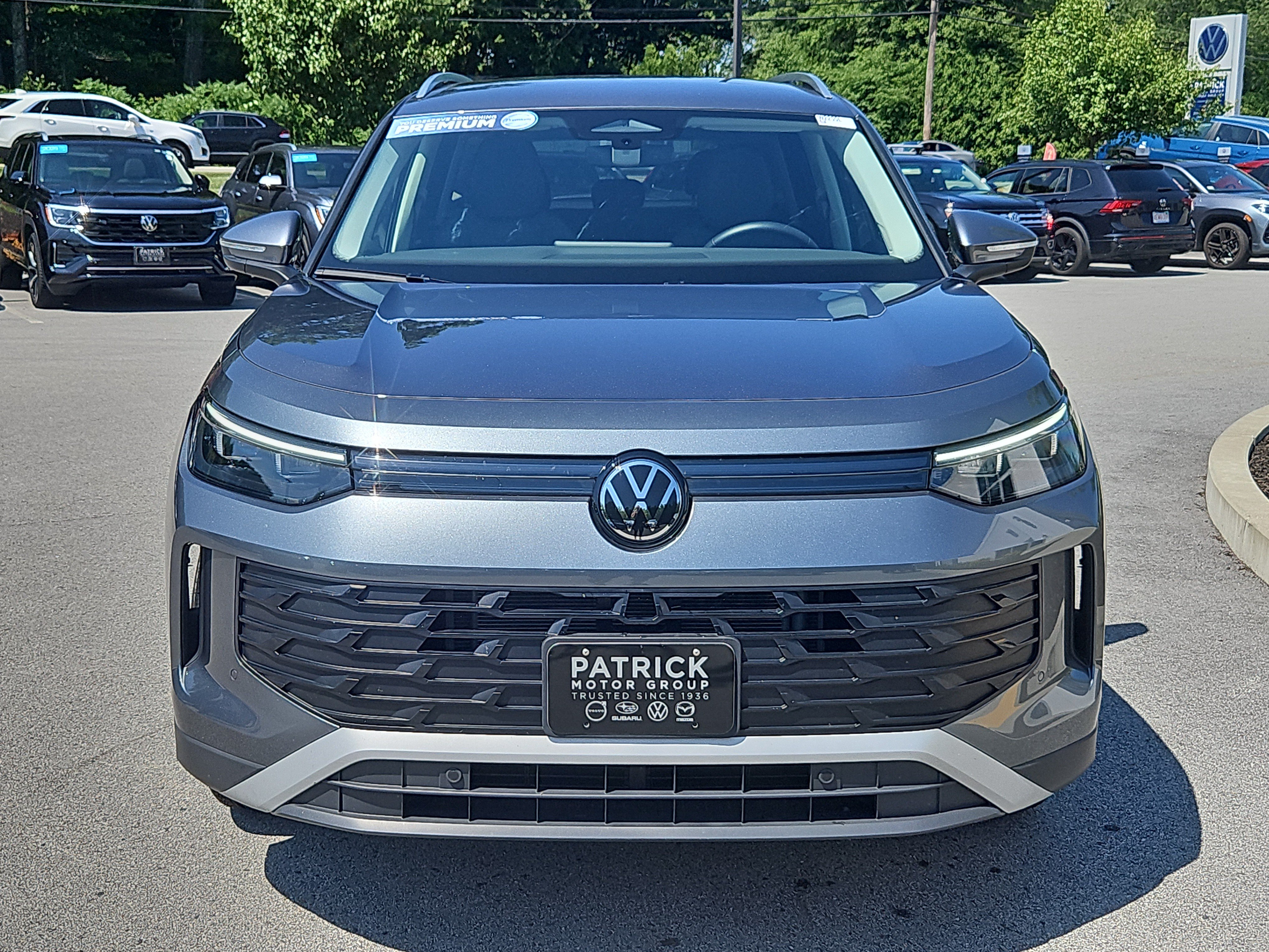 Used 2026 Volkswagen Tiguan SE AWD/4WD image 23