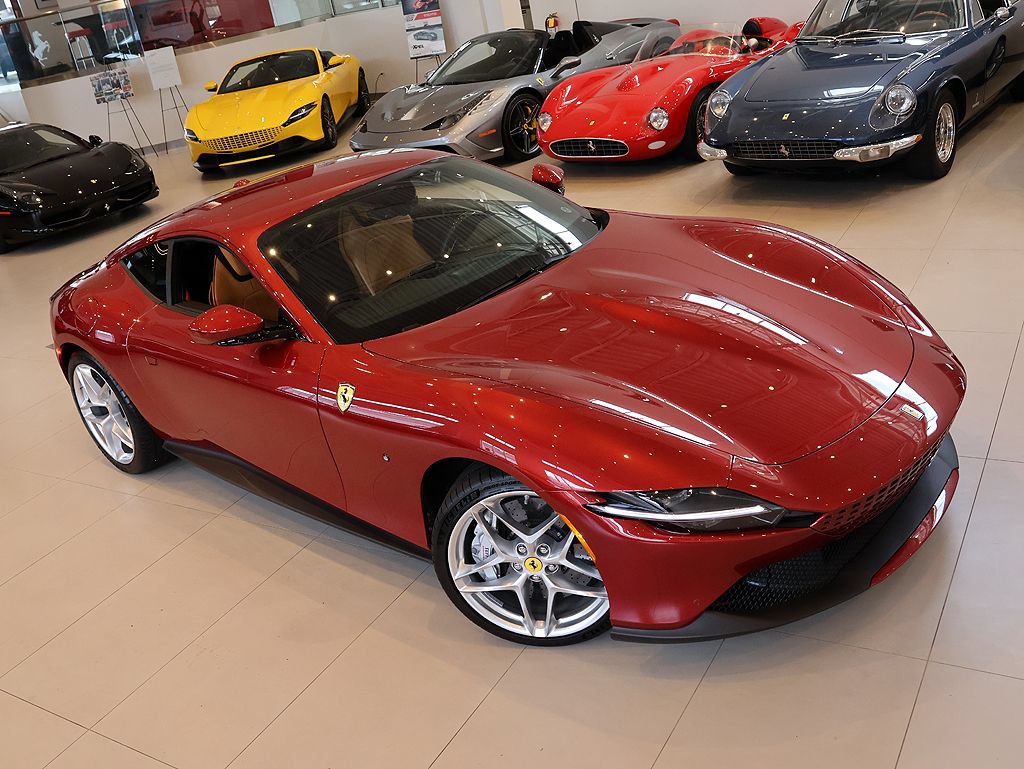 Certified 2022 Ferrari Roma RWD image 11