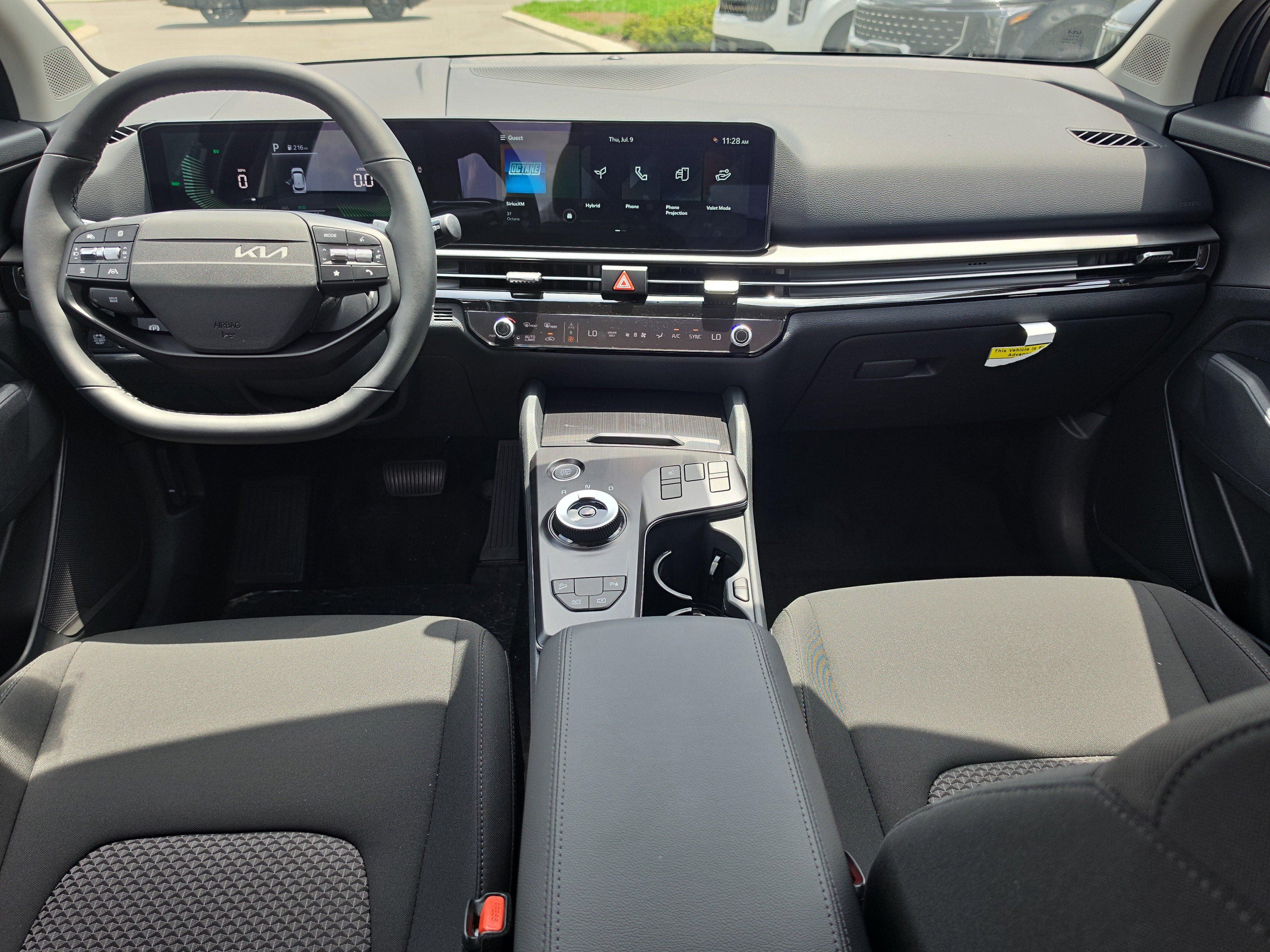 New 2027 Kia Sportage LX FWD image 12