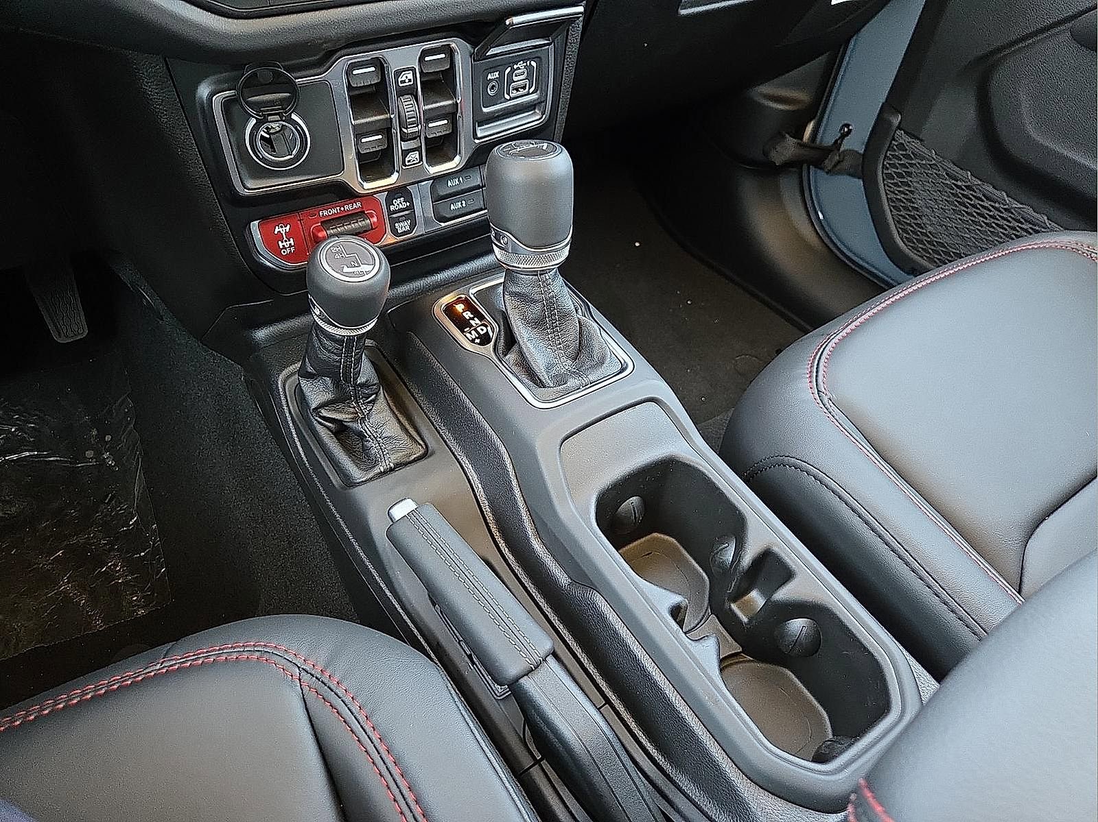 New 2026 Jeep Gladiator Rubicon AWD/4WD image 25