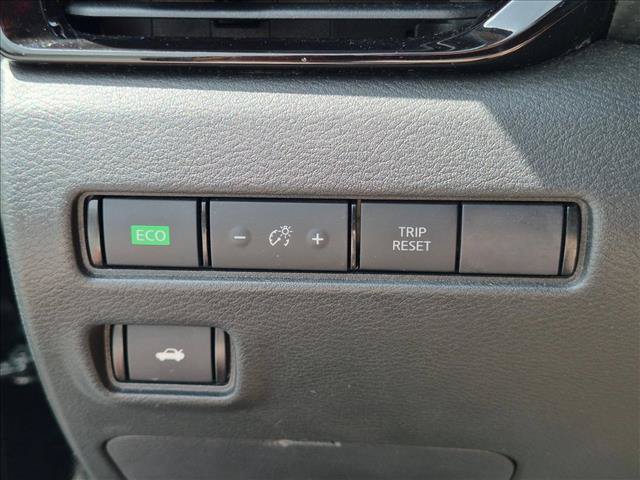 Used 2020 Nissan Sentra SV FWD image 9