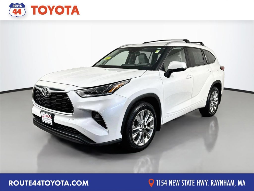 Used 2023 Toyota Highlander Limited