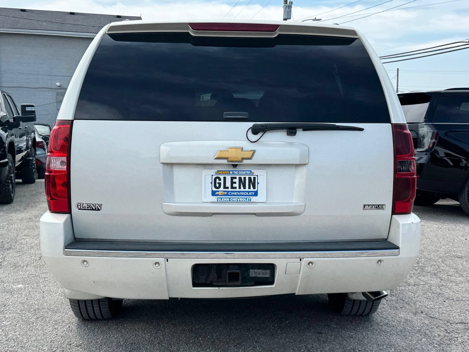 Used 2012 Chevrolet Suburban LTZ AWD/4WD image 7