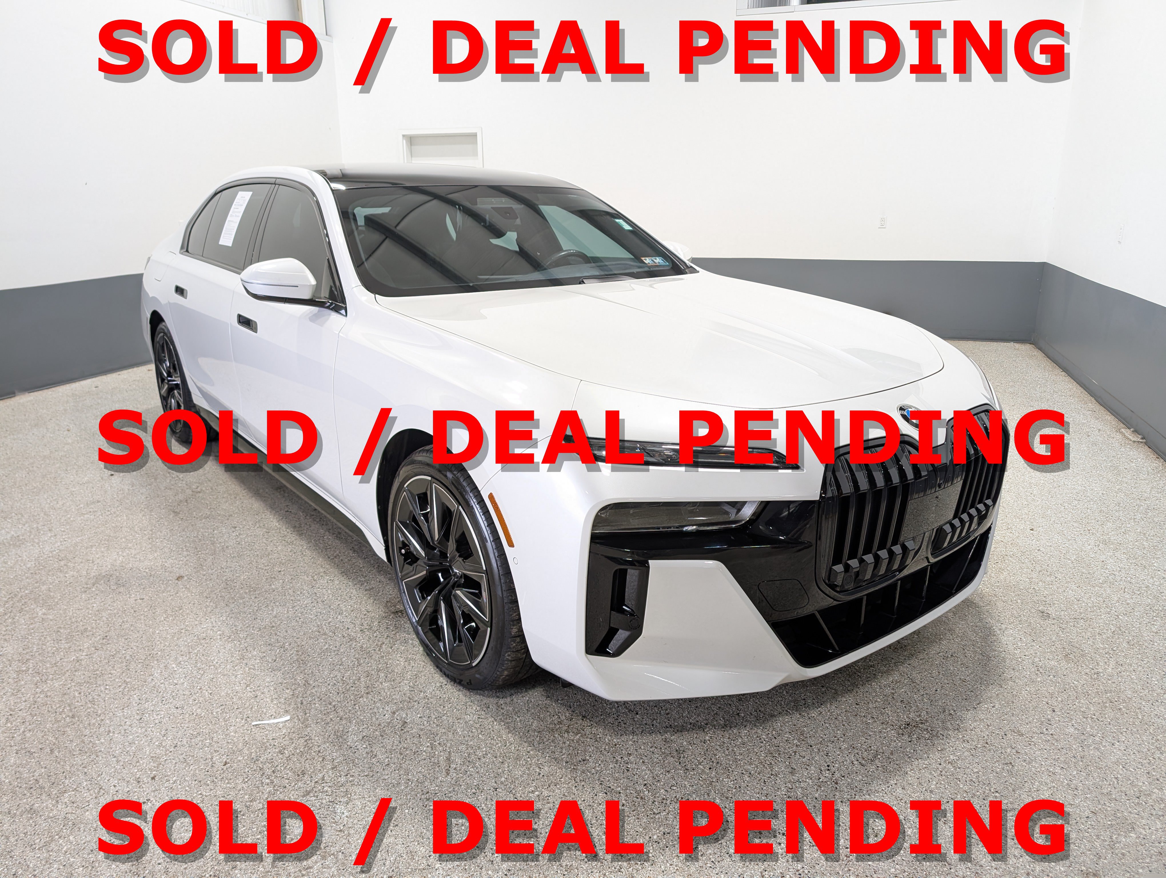 Used 2023 BMW 760i xDrive w/ Executive Package