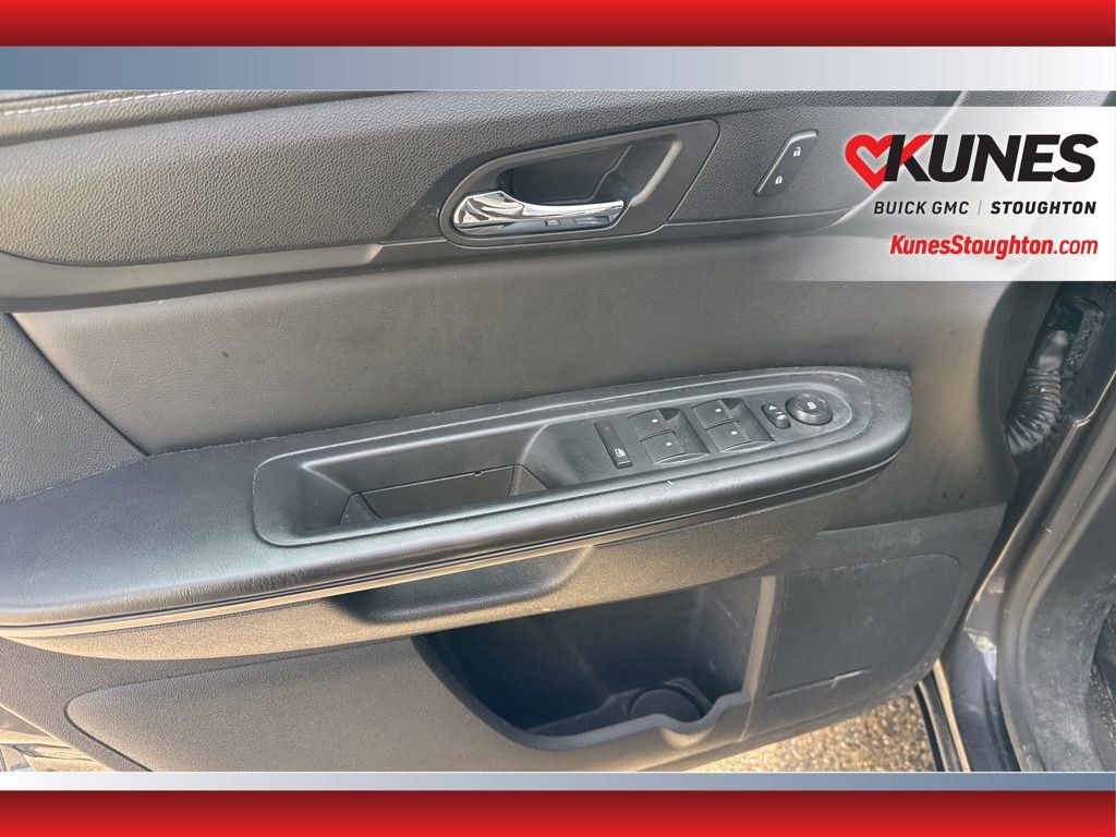 Used 2015 Chevrolet Traverse LT image 20
