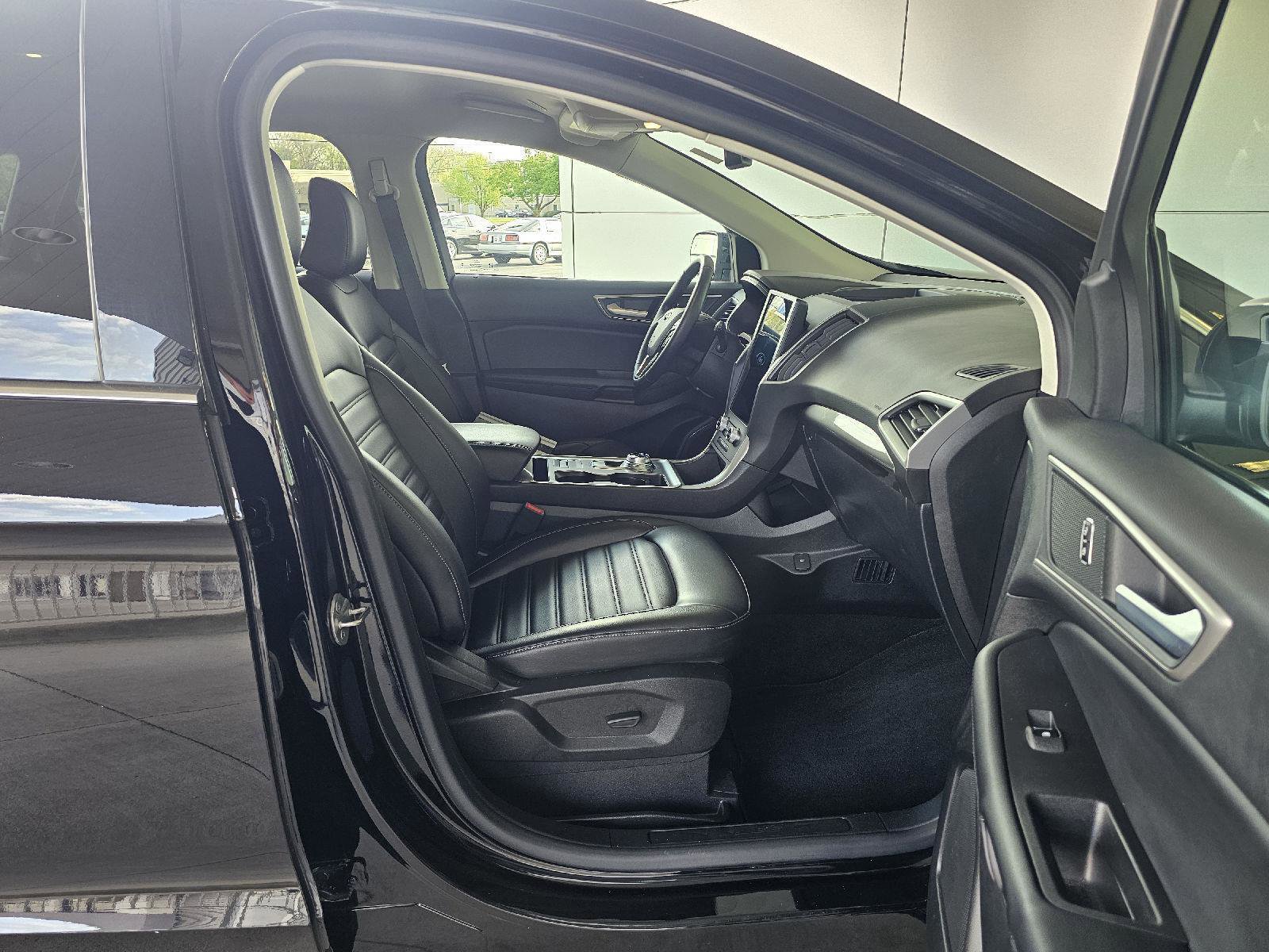 Used 2023 Ford Edge SEL w/ Convenience Package AWD/4WD image 12
