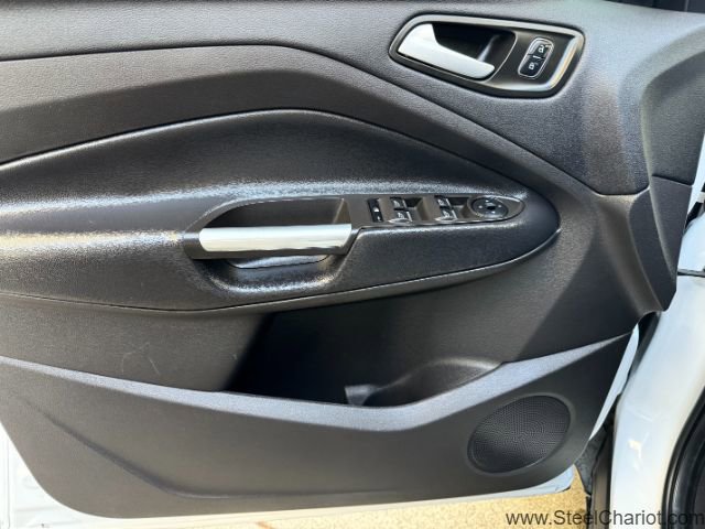 Used 2019 Ford Escape SEL image 26