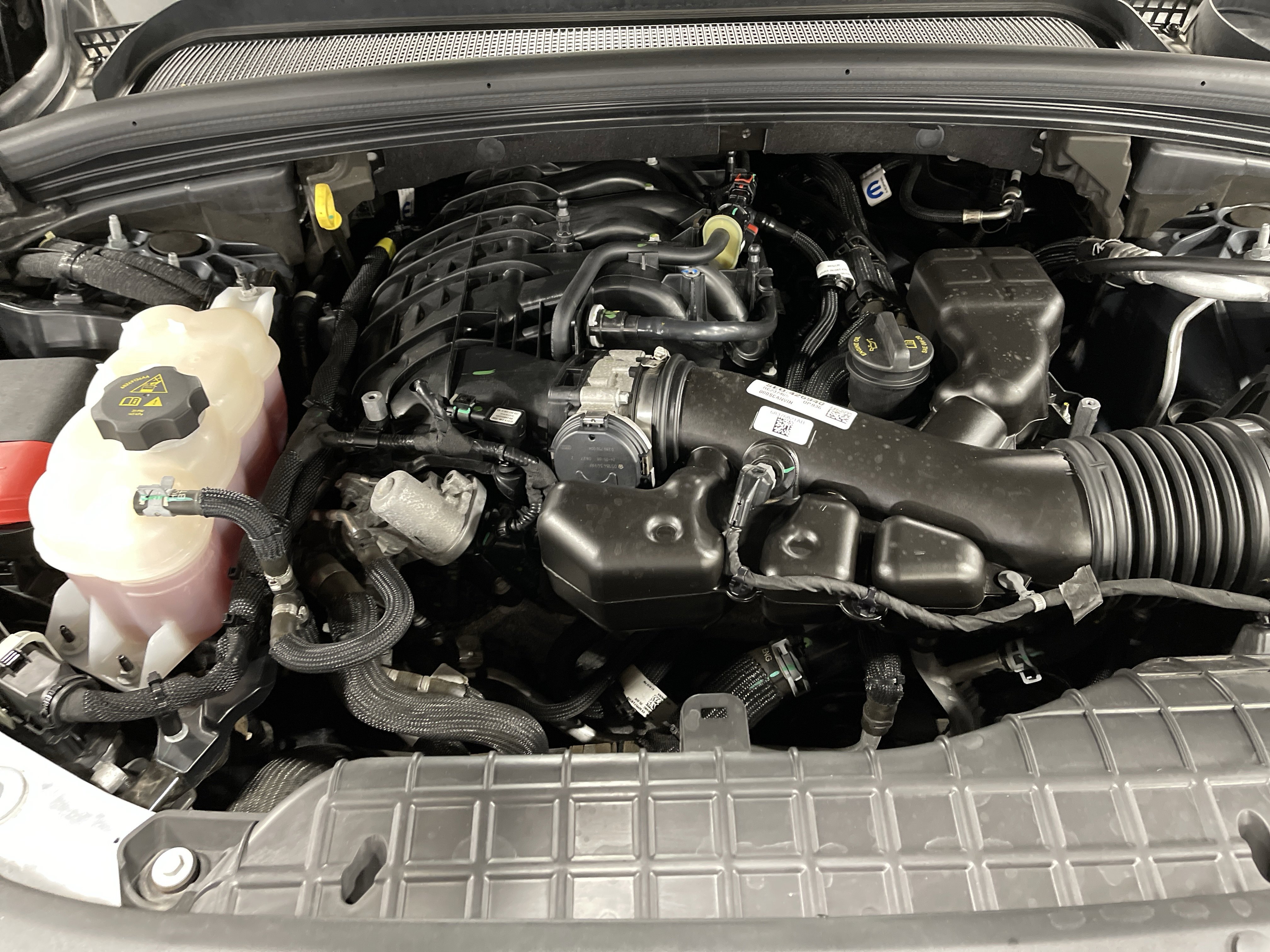 Used 2024 Jeep Grand Cherokee Altitude image 17