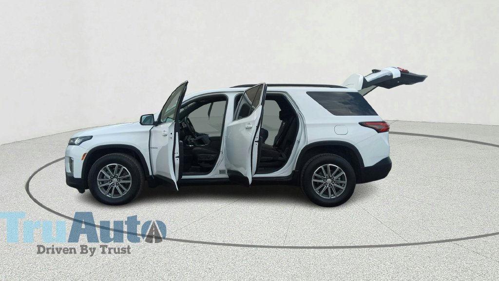 Used 2023 Chevrolet Traverse LT FWD image 13