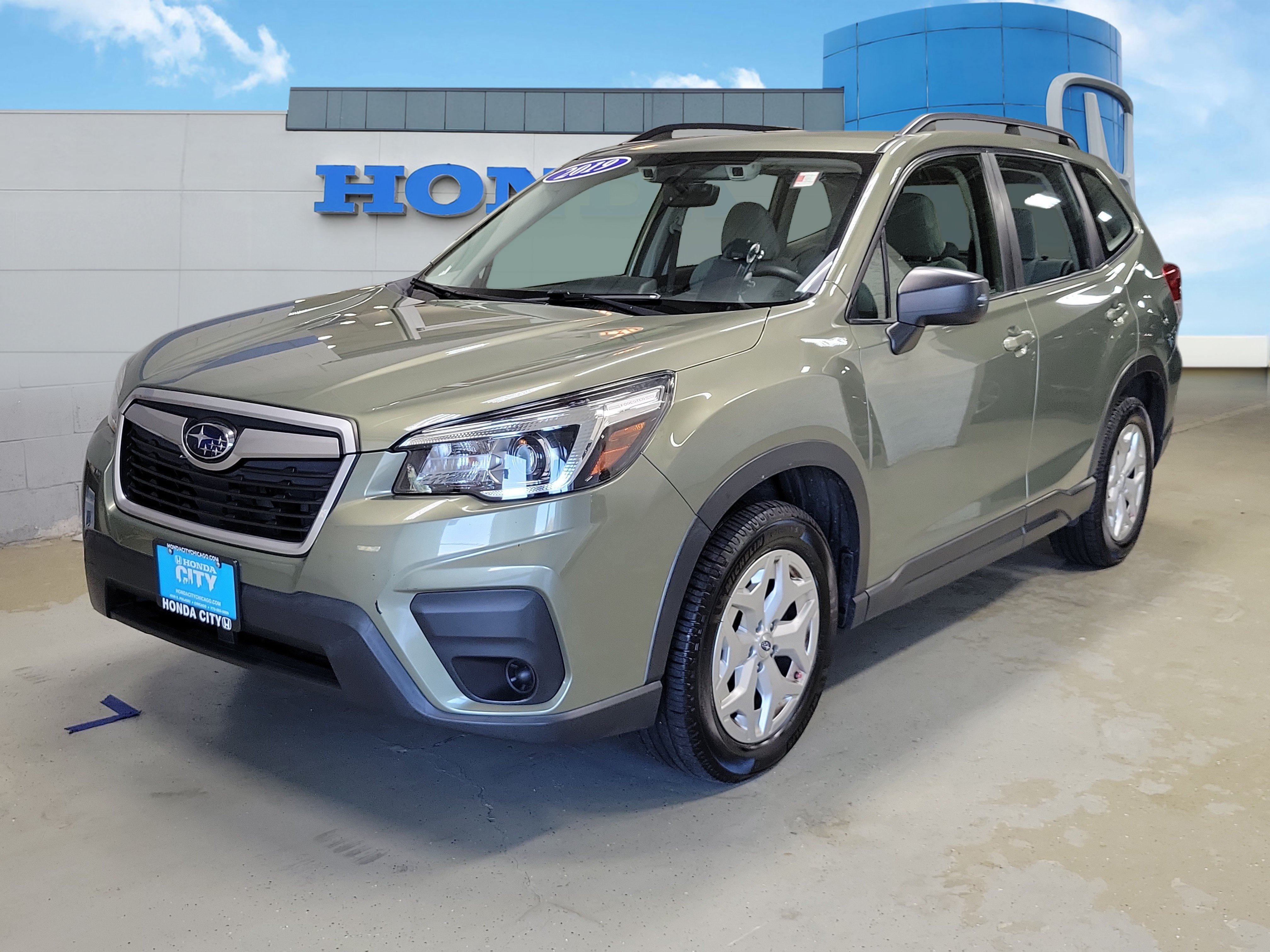Used 2019 Subaru Forester w/ Popular Package #1 AWD/4WD image 2