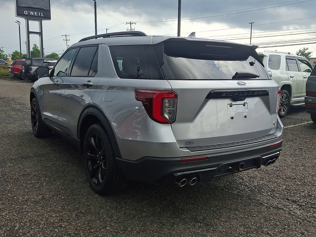 Used 2020 Ford Explorer ST w/ ST Street Pack AWD/4WD image 4