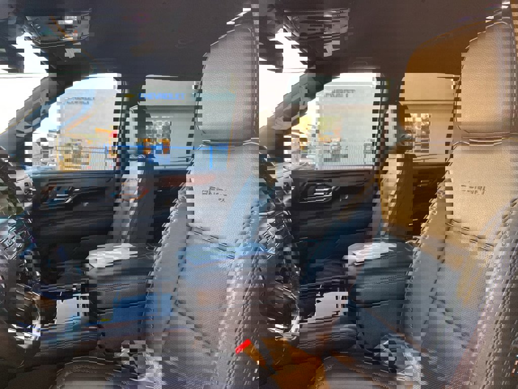 Used 2025 GMC Yukon Denali image 22