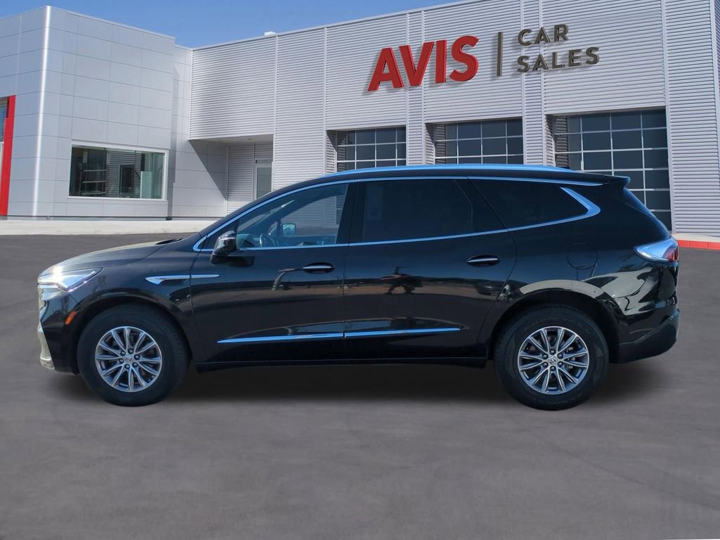 Used 2024 Buick Enclave Premium AWD/4WD image 10