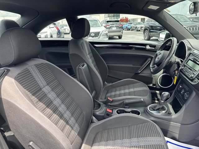 Used 2015 Volkswagen Beetle R-Line FWD image 14