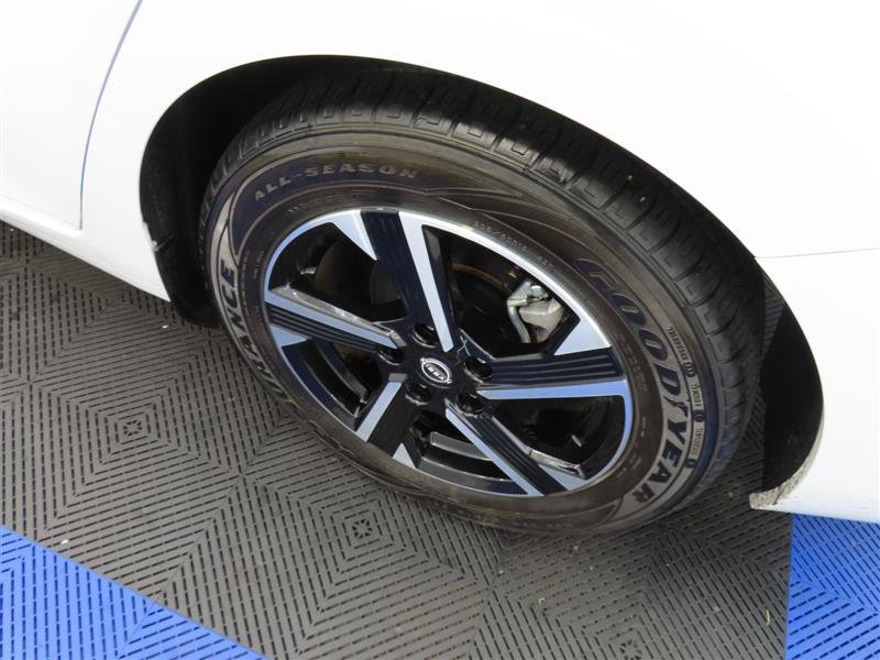 Used 2025 Nissan Sentra SV FWD image 7