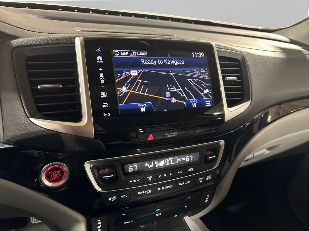 Used 2017 Honda Pilot Touring image 35