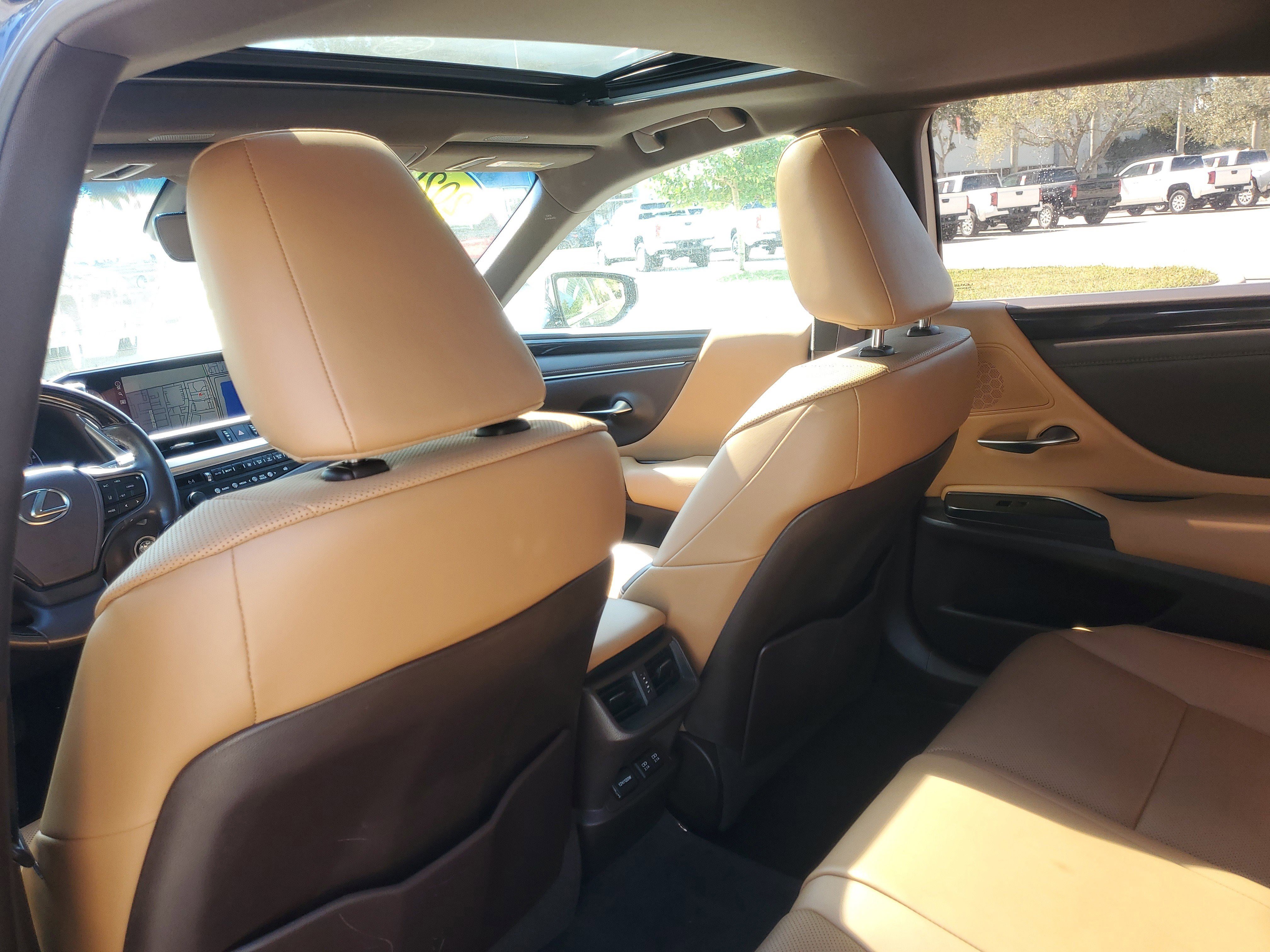 Used 2020 Lexus ES 350 w/ Premium Package FWD image 13