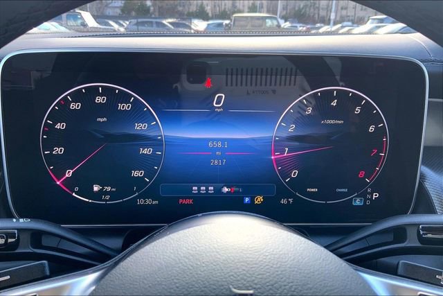 Used 2025 Mercedes-Benz GLC 300 4MATIC image 21