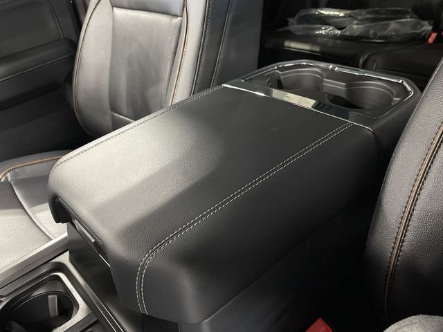 New 2026 Ford F350 Lariat w/ Black Appearance Package image 27