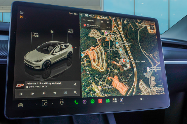 Used 2022 Tesla Model Y Performance AWD/4WD image 10