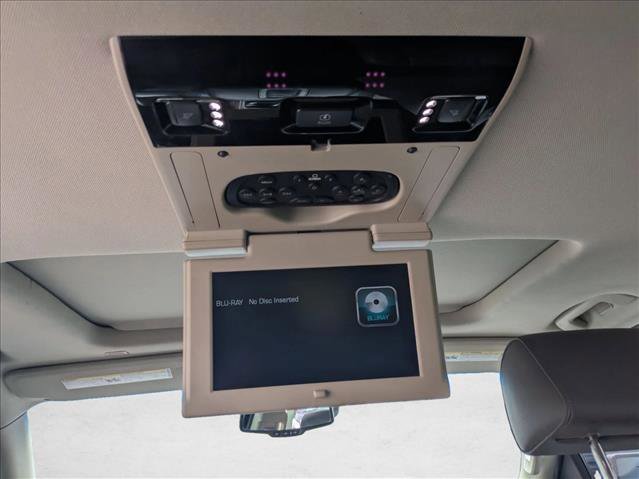 Used 2019 GMC Yukon XL Denali w/ Denali Ultimate Package AWD/4WD image 19