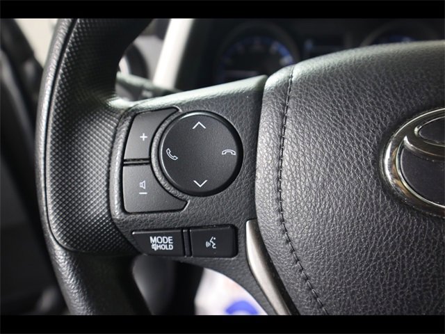 Used 2017 Toyota RAV4 LE image 16