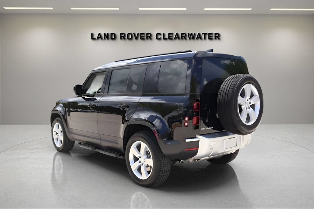 Used 2025 Land Rover Defender 110 S AWD/4WD image 3