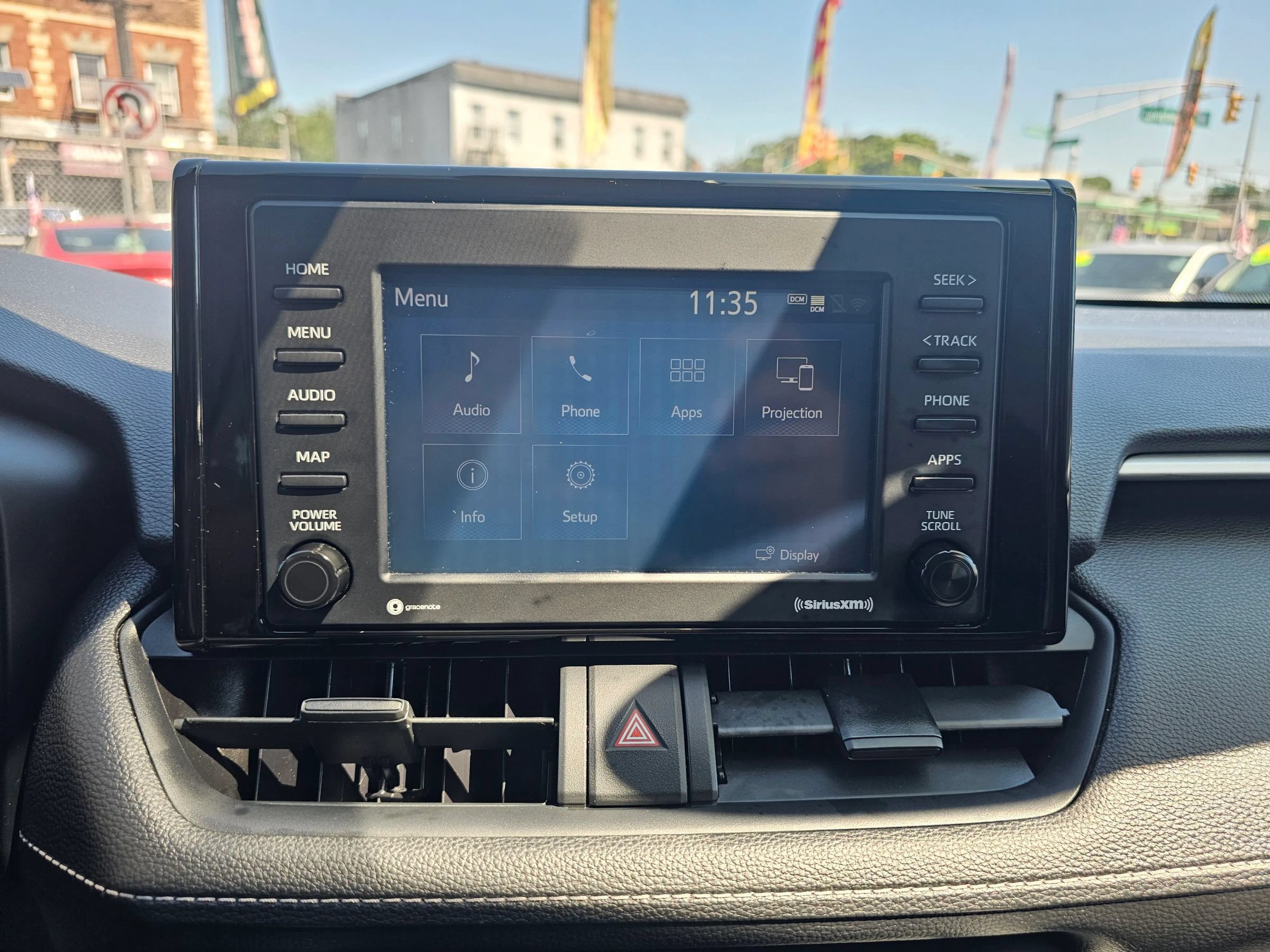Used 2021 Toyota RAV4 LE AWD/4WD image 20