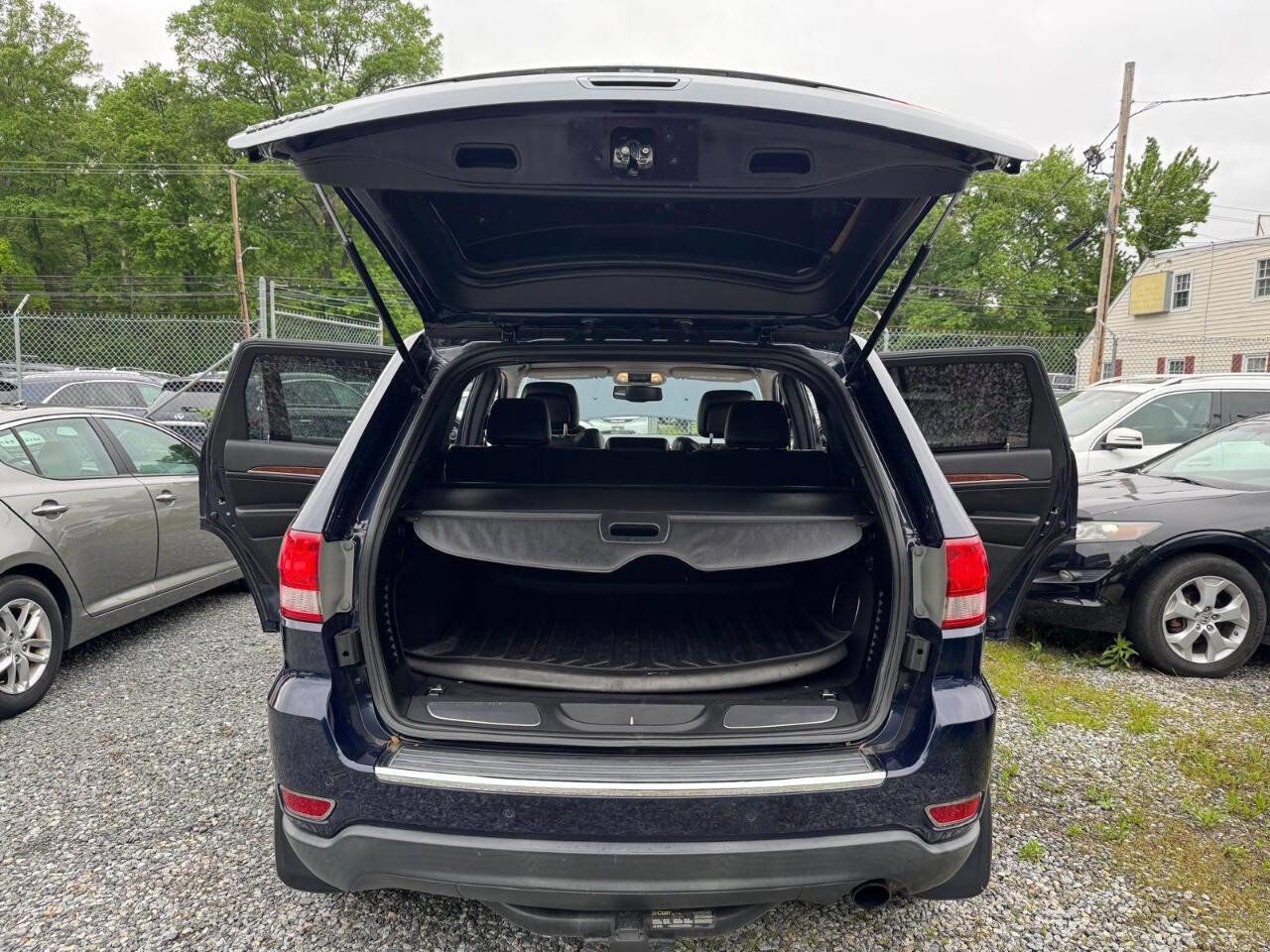 Used 2012 Jeep Grand Cherokee Limited image 9